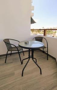 Pink 430 by CASAS COCODRILO