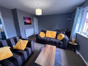 Spacious Apartment with Parking