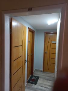 Flat Beverly Hills 101A