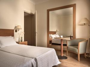 Family Suite room in Strada Marina