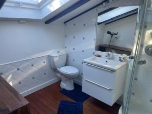 B&B / Chambres d'hotes Les Terrasses des Gardies : Chambre Double Familiale