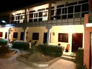 HÔTEL LE DJIOSFALA miroir de la Terranga - Kaolak