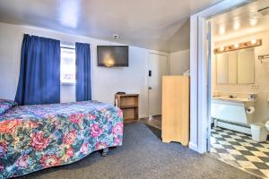 Vacation Rental in Loveland 1 Mi to Downtown!