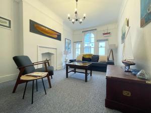 Charming Two-Bedroom Artists Residence in Central Penzance