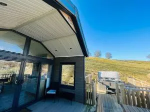 Meadow Retreat - Abbey-Cwmhir