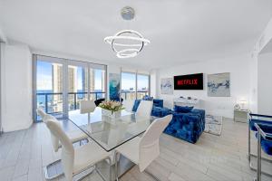 Beachwalk Resort - OCEAN VIEW WRAP AROUND BALCONY 3BD - 3BR CONDO - 25 min to FIFA!
