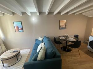 Appartements Le p tit Marin proche marche central et gare SNCF- wifi haut debit - : photos des chambres