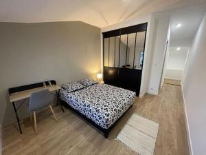 Appartements Le p tit Marin proche marche central et gare SNCF- wifi haut debit - : photos des chambres