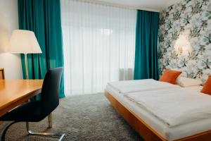 Standard Double Room room in Hotel Crystal