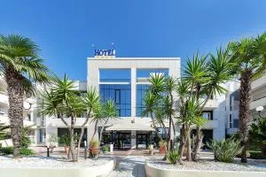 Best Western Hotel Imperiale - 罗卡伊恩佩里亚莱