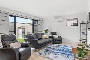 4-21 Maple Lane - Еванс-Гед