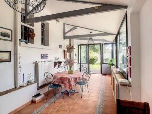 Maisons de vacances Maison Chatelaillon-Plage, 4 pieces, 5 personnes - FR-1-710-3 : photos des chambres