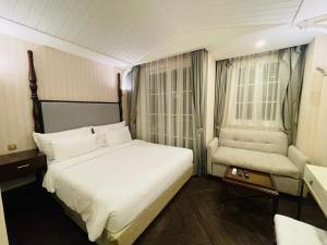 Grand Florida Beachfront Pattaya H502