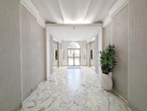 T2 refait à neuf - Mer & Promenade des Anglais - Negresco