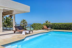 Camps Bay Sunsets - Villa with magnificent views