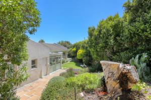 Camps Bay Sunsets - Villa with magnificent views