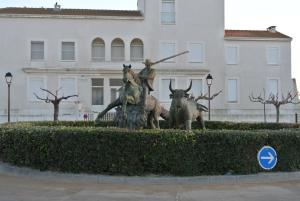 Hotels Hotel Les Palmiers En Camargue : photos des chambres