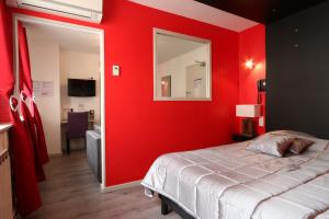 Hotels Logis Centrotel et Spa Bulles d'Allier : photos des chambres
