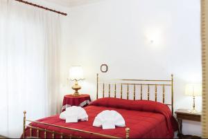 Caterina One o One - Embassy Apartment