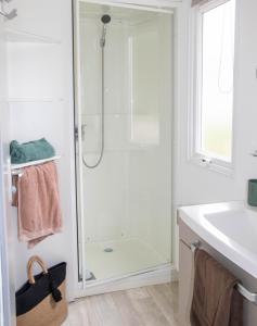 Campings Camping Saint Laurent : photos des chambres