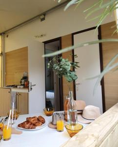 Campings Camping Saint Laurent : photos des chambres