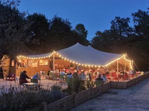 Campings Camping Saint Laurent : photos des chambres