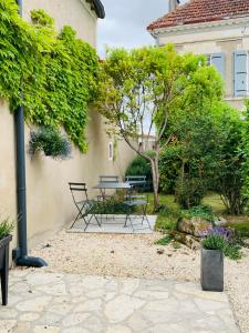 Appartements GIte des Ruches - Peaceful & Homely with shared pool : Appartement 1 Chambre