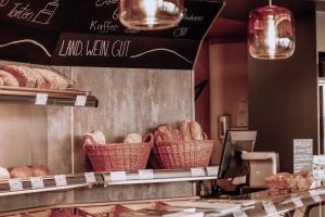 Land.Wein.Gut Pension