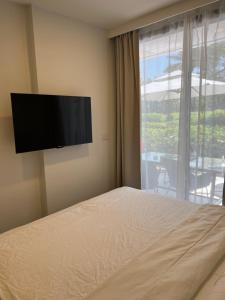 SkyPark Laguna Phuket с террасой