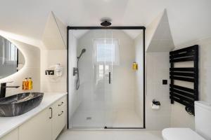 Douro Prestige Urban Retreat with shared S-Pool & Gym