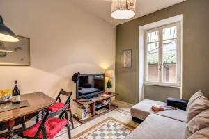 Monti Coliseum 2nd floor 3 bedroom