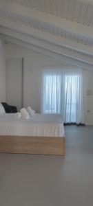 By The Sea - Paleros