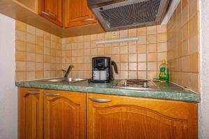 Apartments in Crikvenica 43070