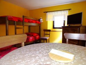 Apartmaji Pr-Gujlu Sela nad Podmelcem 5220 TOLMIN