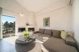 Seashell Luxury Residence - Apartment 1 - Kounopetra