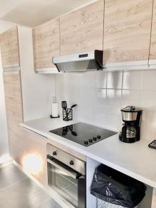 Maisons de vacances Jolie maison 2 chambres - CLIM MOBILE - TV - Proche d un lac : photos des chambres