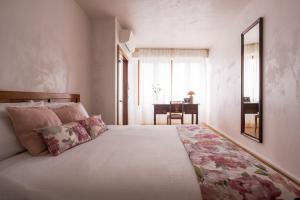Venetian Palace R&R