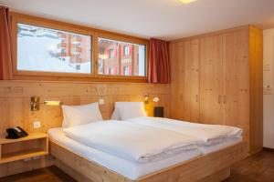 Deluxe Double Room facing the village room in Hotel Capricorn