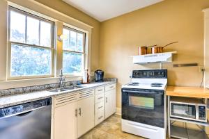 Lovely Apt, 1 Block to Downtown Danville