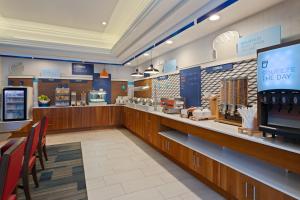 Holiday Inn Express Hauppauge-Long Island by IHG