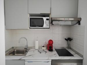 Cozy studio next to the sea