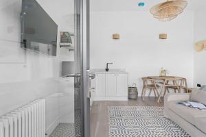 The Sail Loft Suite - Sea View - Private patio