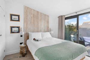 The Sail Loft Suite - Sea View - Private patio