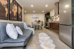 [2 min from the sea] pool, comfort and free WiFi