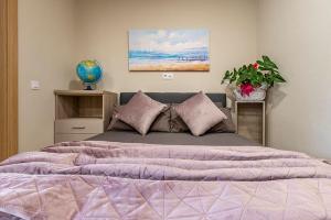 [2 min from the sea] pool, comfort and free WiFi