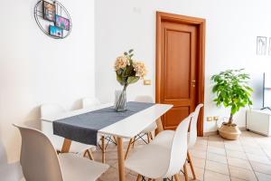 A 10 MIN DAL DUOMO - Trilocale moderno con 3 letti e 2 bagni in Città Studi