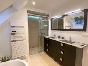 Belle maison avec piscine proche plages Saint-Cast