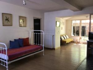 Maisons de vacances Petite maison avec jardin, pres de l'ile d'Oleron : photos des chambres