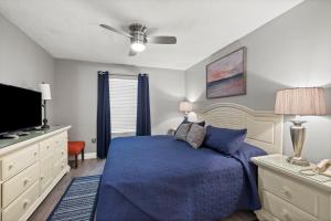 Pelican Beach 0211 by Pelican Beach Management