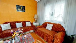 "Home Sweet Home" Big House 110m 3 Bedrooms FREE GUARDED PARKING !